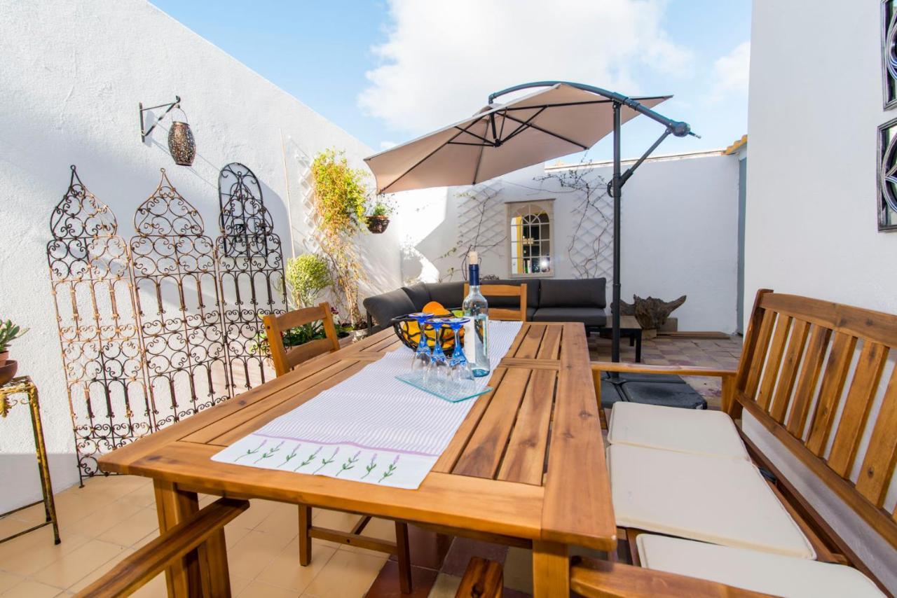 Charming Town House Just 500M From The Marina And Its Well Known Typical Market Villa Olhão Eksteriør bilde